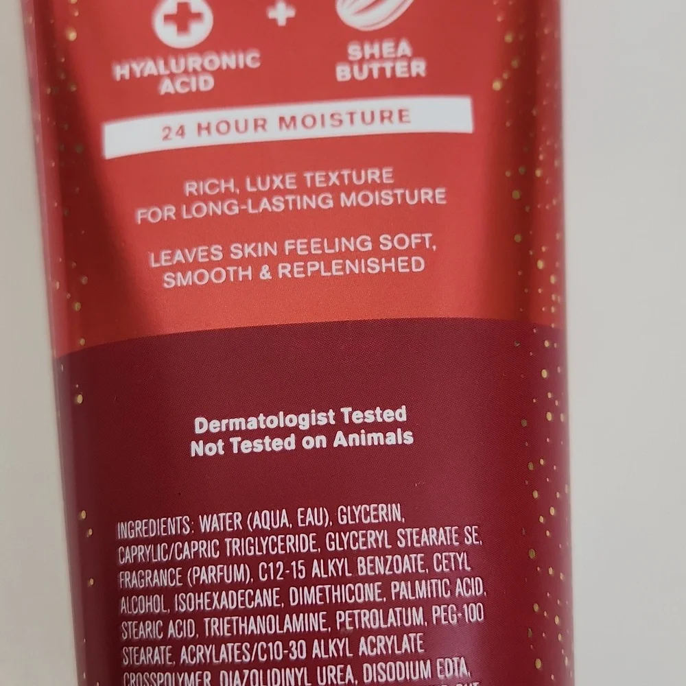 Bath & Body Works Winter Candy Apple Ultimate Hydration Body Cream 8‎ oz NEW